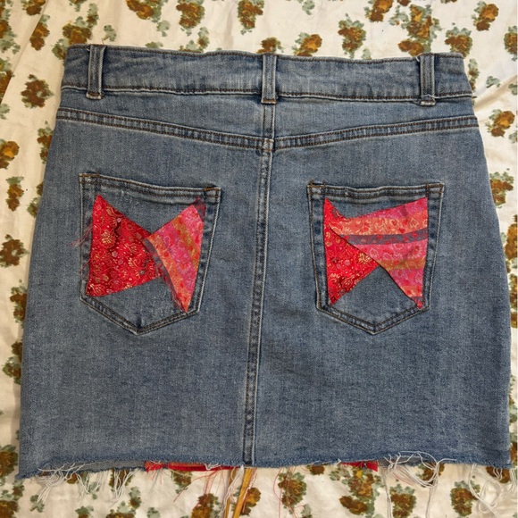 Upcycled Denim Mini Skirt and Scrunchie Size M - Picture 3 of 10